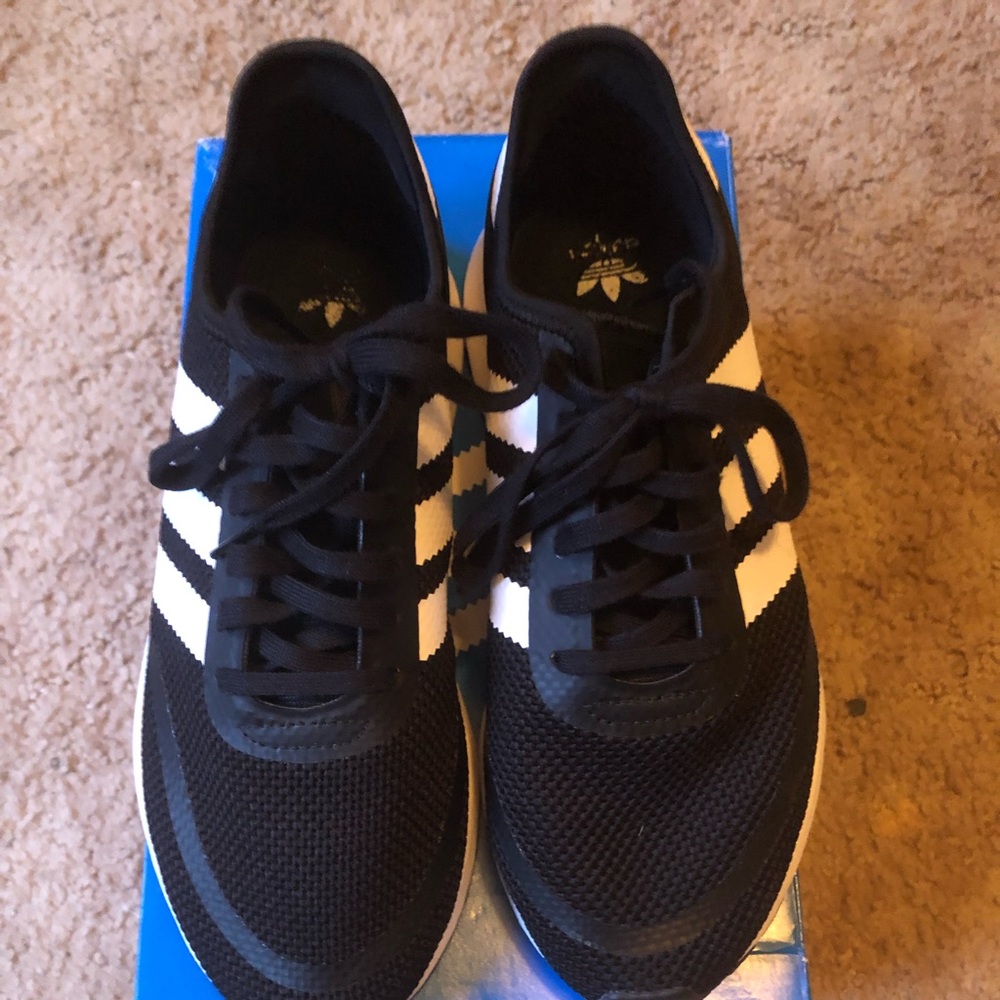 Comfortable sneakers”ADIDAS”!!!!!!